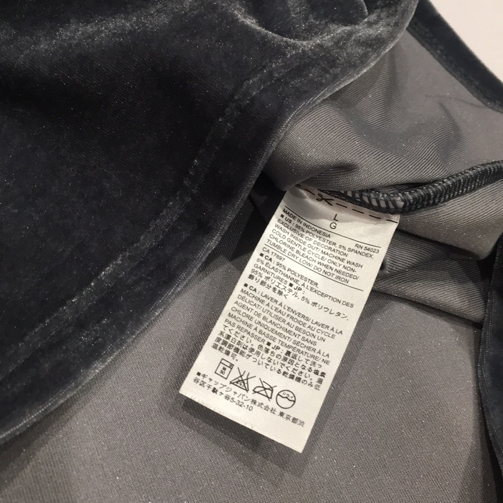 ❤️Velvet cami BANANA REPUBLIC tank V neck NWT - Picture 10 of 14